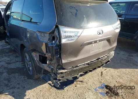 2020 Toyota Sienna Se from USA, damaged, VIN 5TDEZ3DC3LS249475